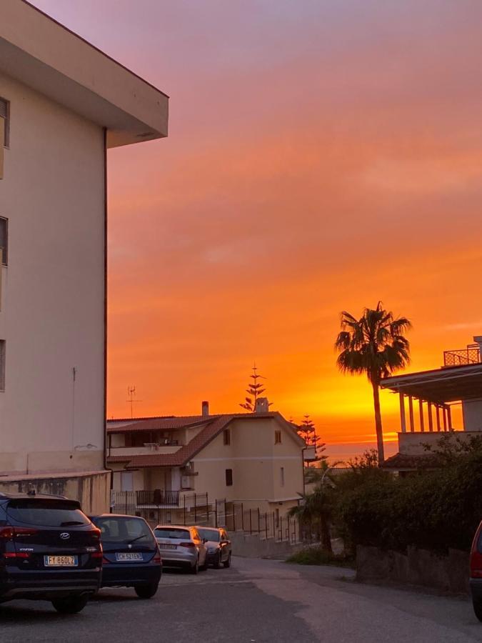 A Pochi Passi Dal Mare Apartment Тропеа Екстериор снимка