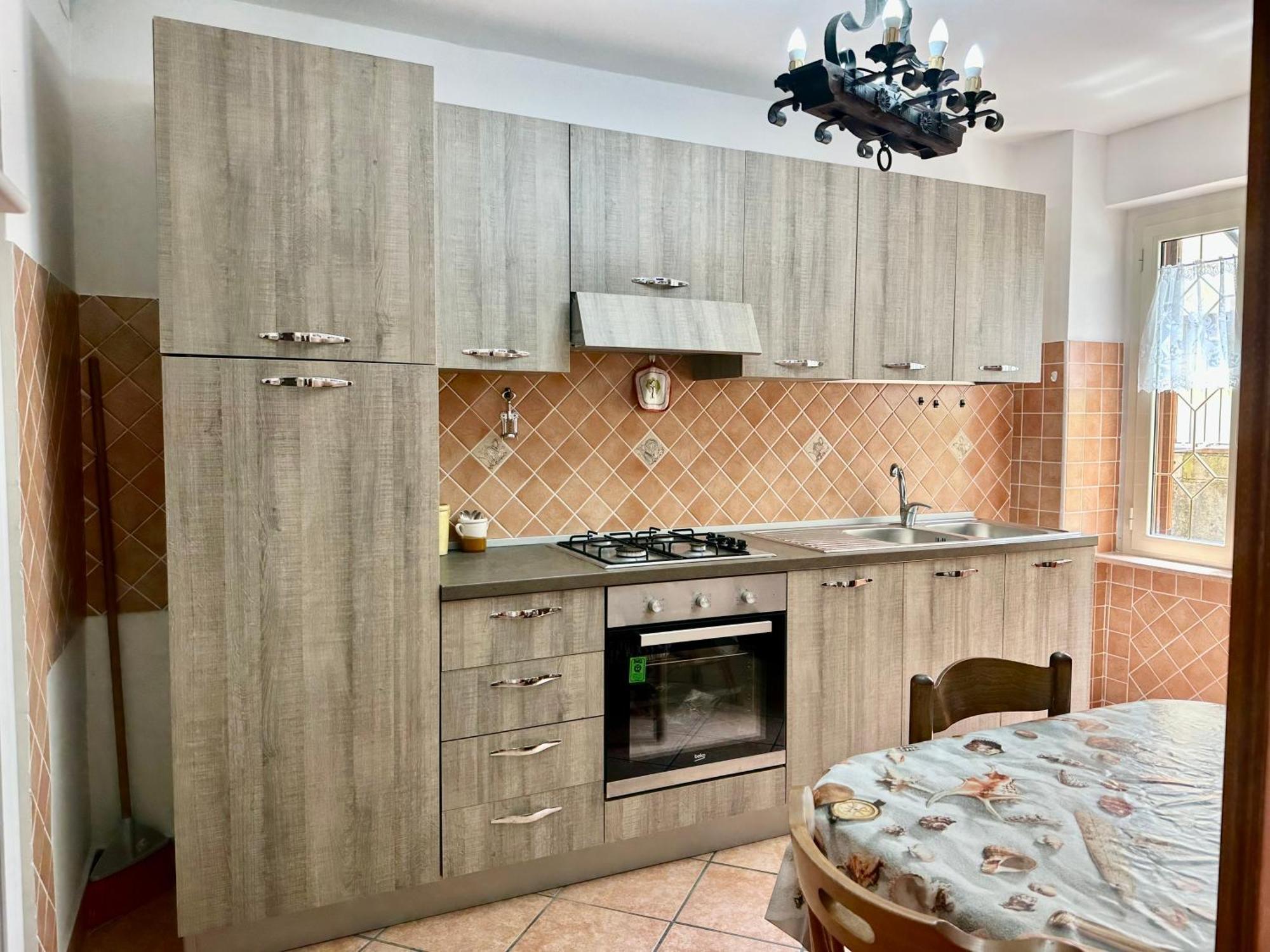 A Pochi Passi Dal Mare Apartment Тропеа Екстериор снимка