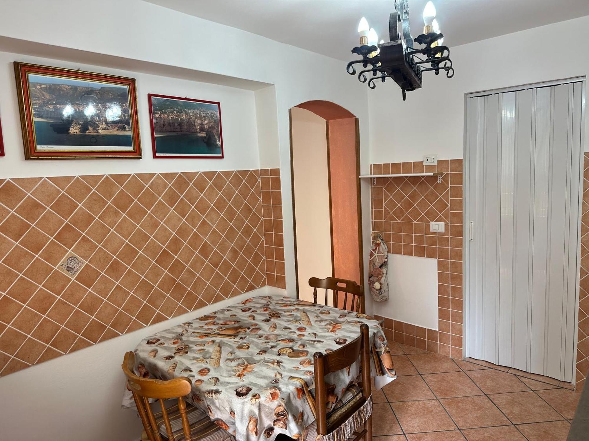 A Pochi Passi Dal Mare Apartment Тропеа Екстериор снимка